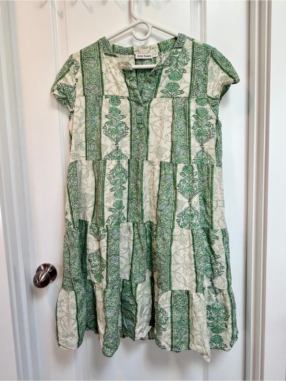 Roller Rabbit Pamela Tiered Dress Size Medium Grass Green Patchwork Floral Cream - Picture 4 of 11